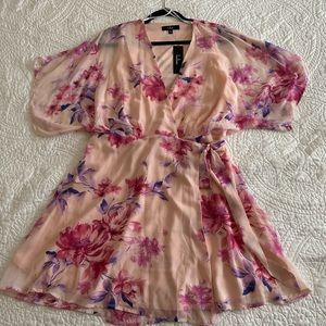 Lulus Lovely Aura Blush Pink Floral Short Sleeve Wrap Dress size XL